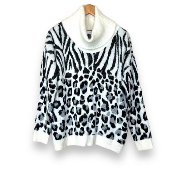 New Directions sweater women's L leopard animal print turtleneck black white NEW - Picture 1 of 8
